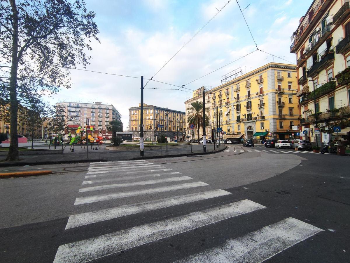Na' Stanza In Piazza Neapel